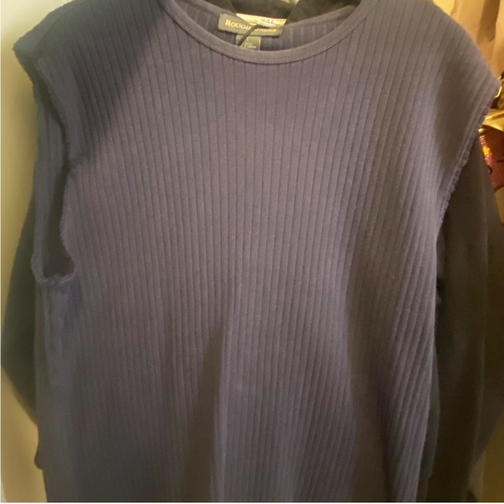 Blue Crewneck Sweater with Ribbed Texture rouge vintage.